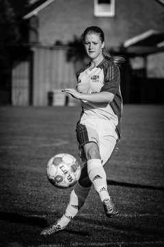 Bild 3350 - B-Juniorinnen SG Wilstermarsch - SV Henstedt Ulzburg : Ergebnis: 5:1